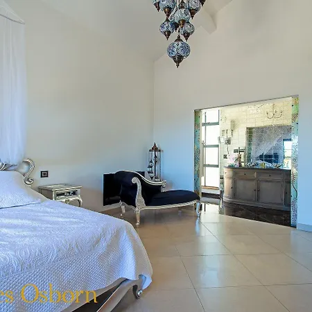 فيلة Layla - 5 Etoiles - 10 Personnes - Vue *