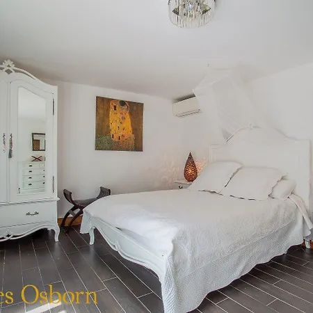 Layla - 5 Etoiles - 10 Personnes - Vue Villa