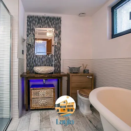 Layla - 5 Etoiles - 10 Personnes - Vue Villa Sète