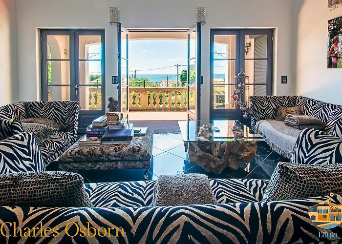 Layla - 5 étoiles - 10 Personnes - Vue Villa *
